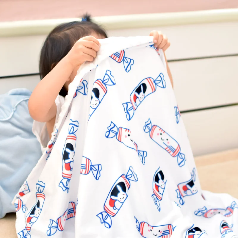 Warm And Comfortable THE WEE BEAN | Minky Fleece Sensory Baby Blanket | White Rabbit Candy Warm And Comfortable THE WEE BEAN | Minky Fleece Sensory Baby Blanket | White Rabbit Candy