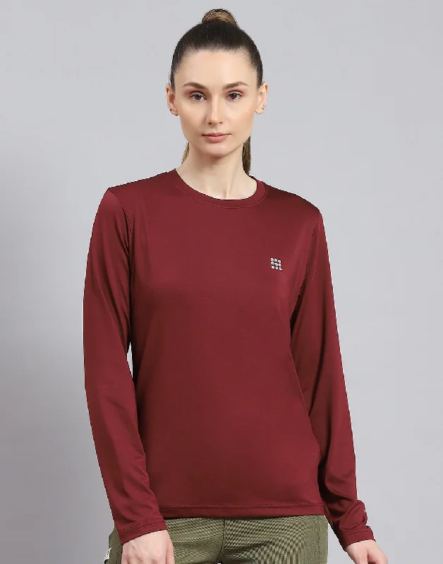Warm Comfort Women Maroon Solid Round Neck Full Sleeve Top