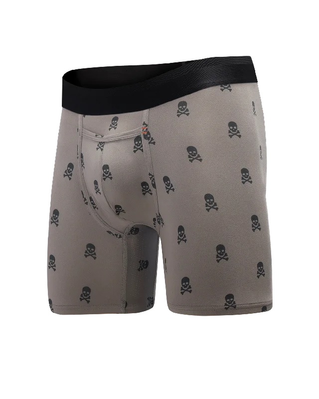 Skull and Crossbones (Alloy)