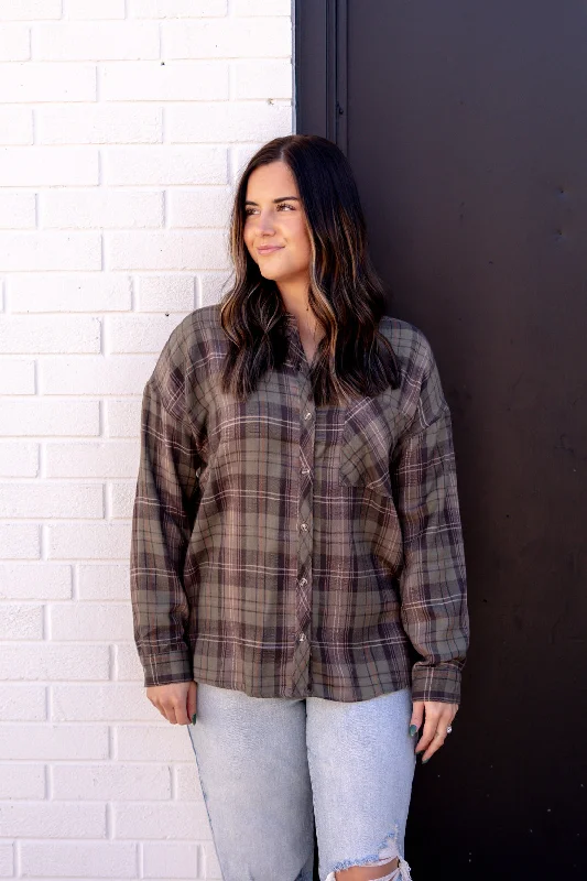 Versatile Items Alessia Oversized Flannel | Khaki