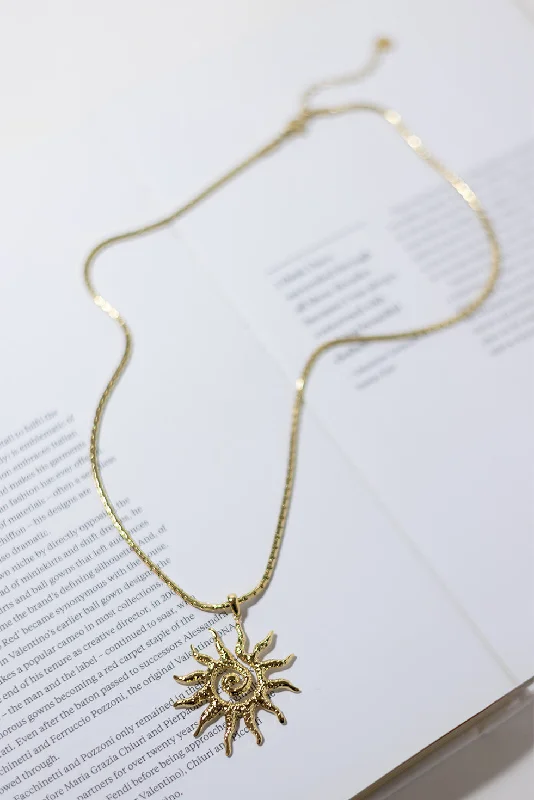 Playful Style GOLD PLATED SUNLIGHT NECKLACE