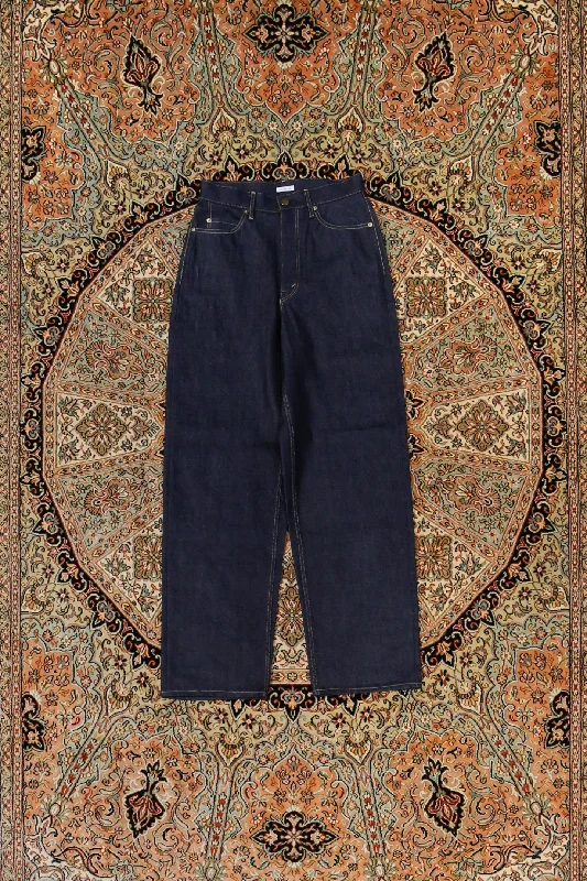 Cozy Outfit SOLARIS&Co. SHAPE BOOTY DENIM PANTS - QUATERHORSE