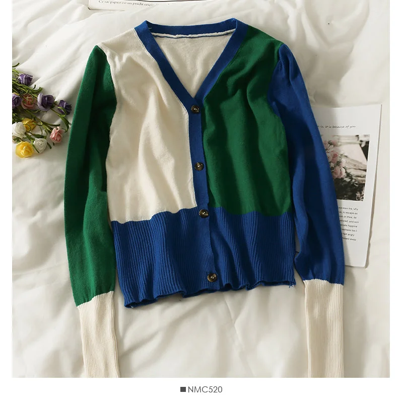 Trends New contrast stitching V-neck single breasted long sleeved women's T-shirt 1890 Trends New contrast stitching V-neck single breasted long sleeved women's T-shirt 1890