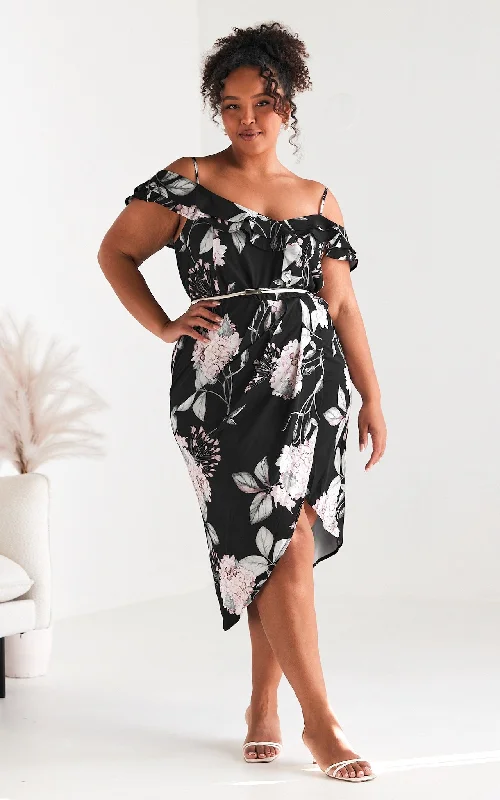 Romantic And Fresh Casey Dress - Black Floral