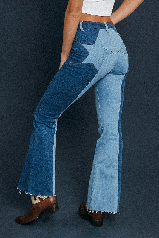 Trends Wildflower Womens Bootleg Jeans - Vintage Blue Wash