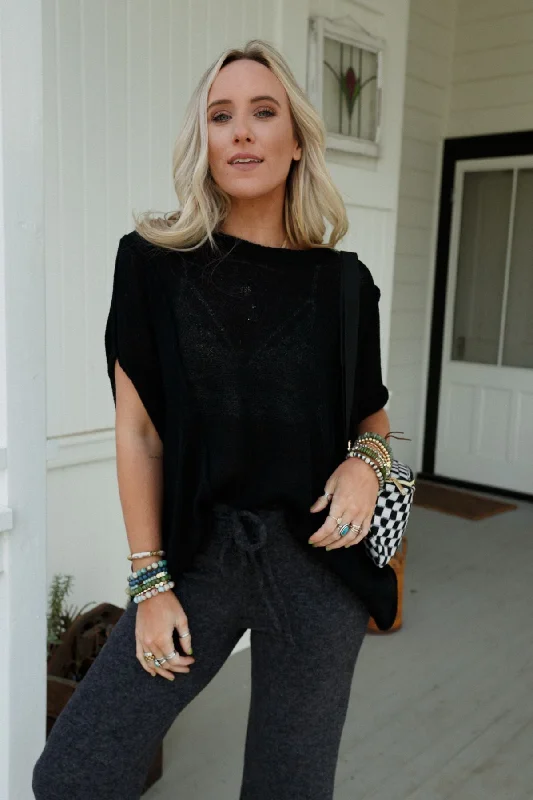 Minimal Classic Magic Ahead Sweater Top - Black