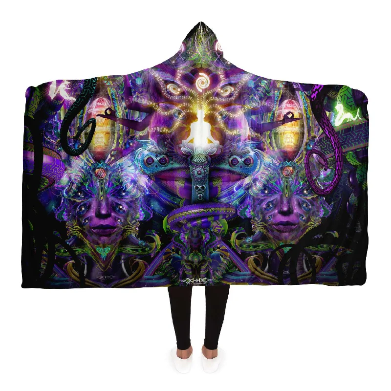 Celebrity Style Union of Opposites Hooded Blanket