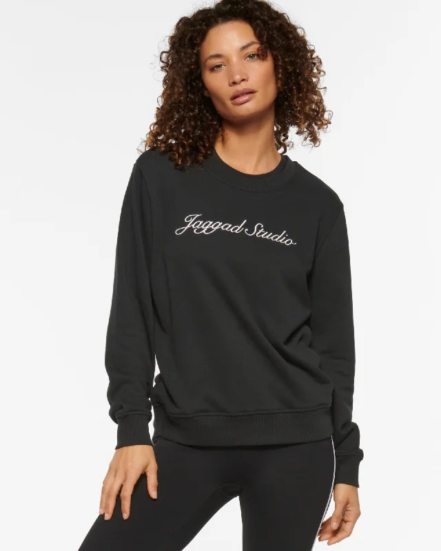 Versatile Items STUDIO CLASSIC SWEATER