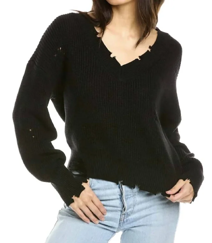 Bottom And Versatile Distressed Shaker V Neck Sweater In Black