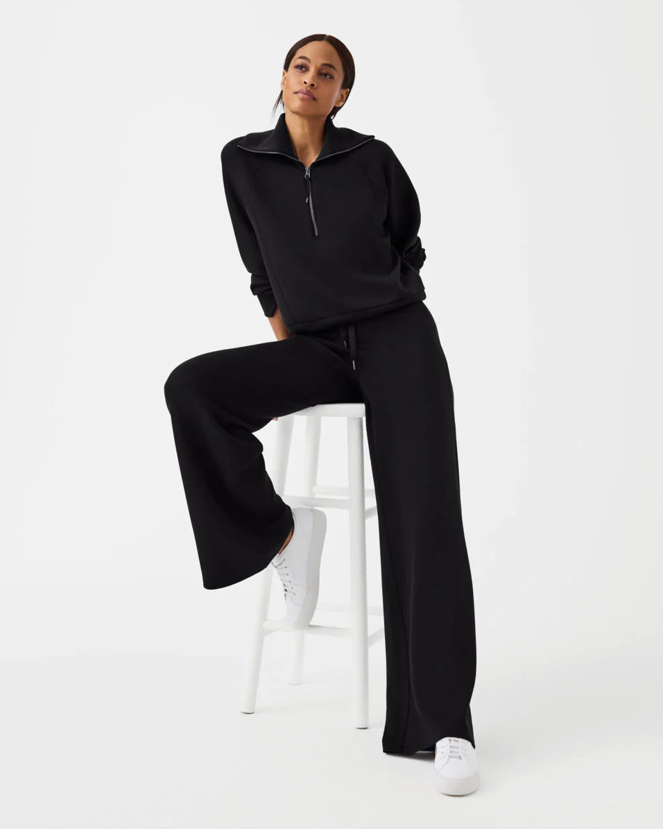 High-end Wear SPANX® AirEssentials Wide Leg Pant