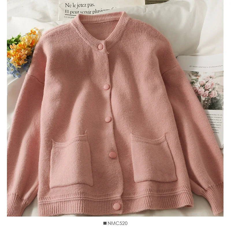Fashionable Inner Wear Loose and thin single breasted round neck sweater for women 1902 Fashionable Inner Wear Loose and thin single breasted round neck sweater for women 1902