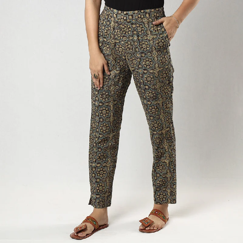 Fashionable Prints Brown Ajrakh Block Printing Cotton Tapered Casual Pant for Women