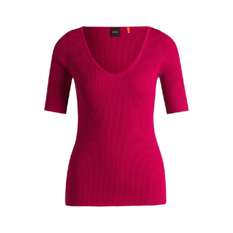 Soft Fabrics Knitted sweater with V neckline in slim fit