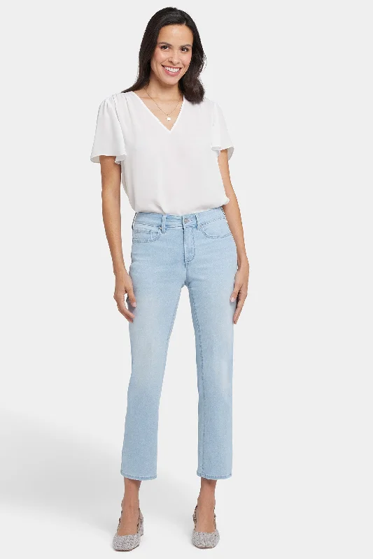 Fashion Touch Marilyn Straight Ankle Jeans In Petite - Clear Waters