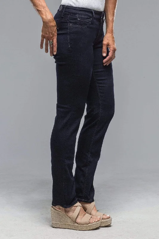 Fashion Wear MAC Dream Straight in Dark Rinsewash