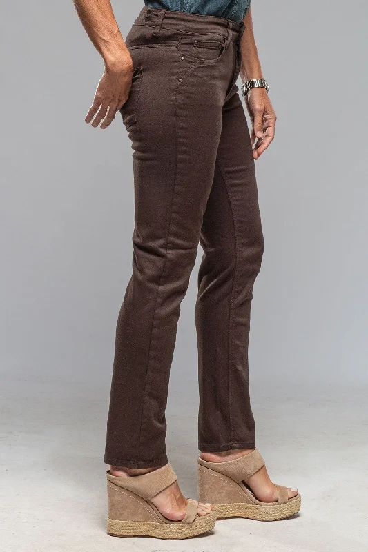Fashion Must-have MAC Dream Straight Authentic in Chocolate Brown