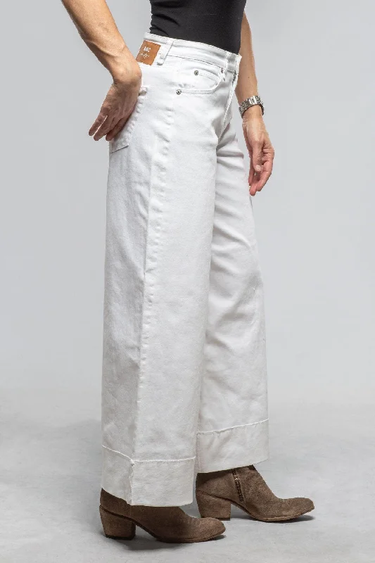 Must-have For Autumn And Winter MAC Nevada Super Wide Rigid Cotton In White