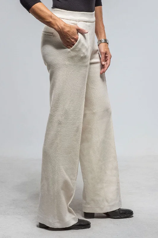 Comfortable Outfits MAC Chiara Smart Pant In Vintage White