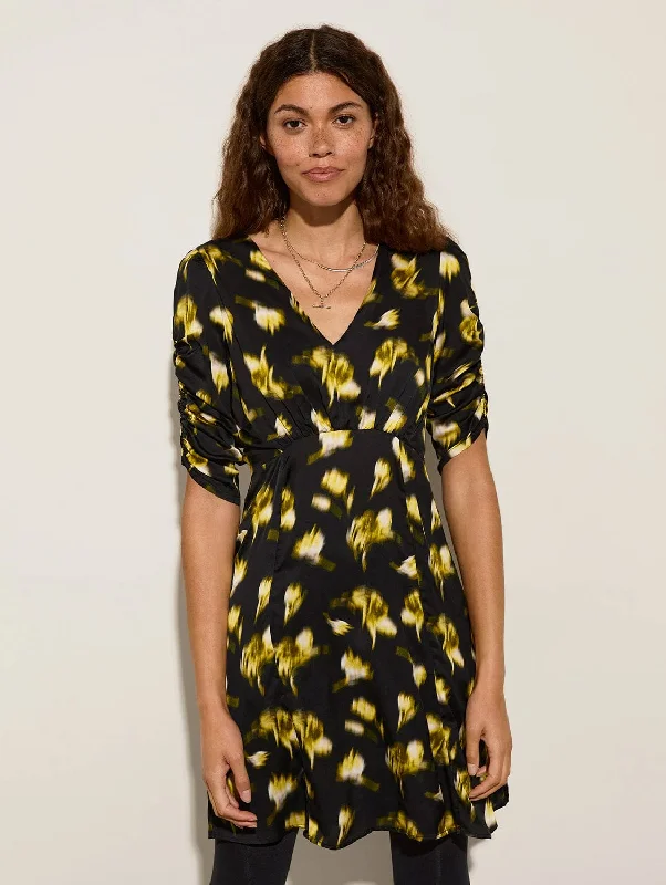 Bottom And Versatile Winnie LENZING™ ECOVERO™ Recycled Dress | Black Blurred Floral