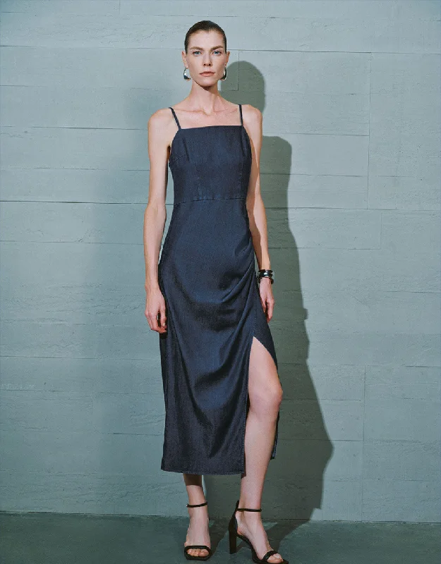 Relaxed And Casual Ruched Denim Cami Dress