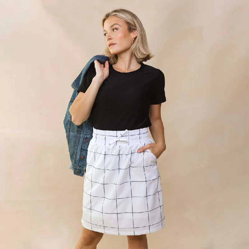 Preview New Products The Away Skirt, White Windowpane